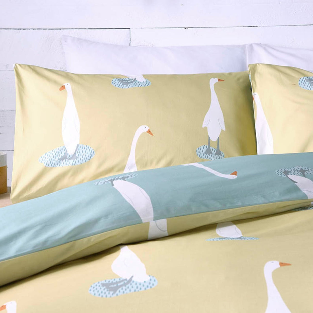 Puddles the Duck Polycotton Duvet Cover Set - Puddles The Duck Duvet Cover Set In Yellow 2