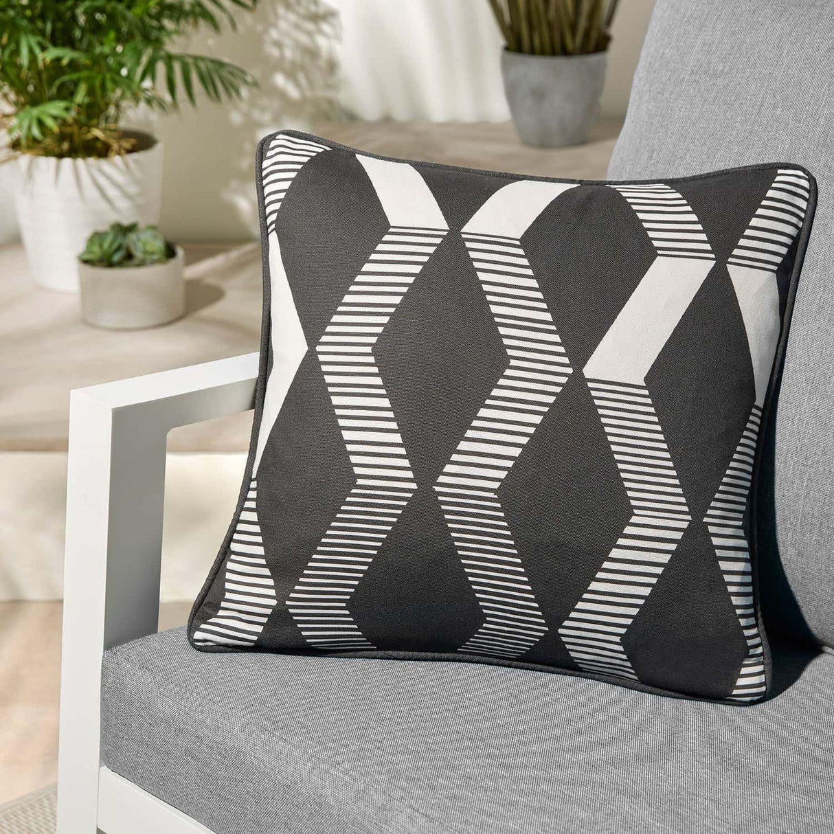 Rico Outdoor Water Resistant Cushion Cover or Filled 43cm x 43cm - Black