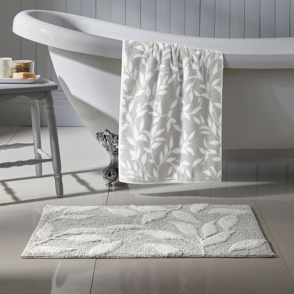 Sandringham Soft Absorbent Bath Mat 50cm x 80cm - Sandringham Bath Mat In Grey 50 X 80Cm - Default Title 1