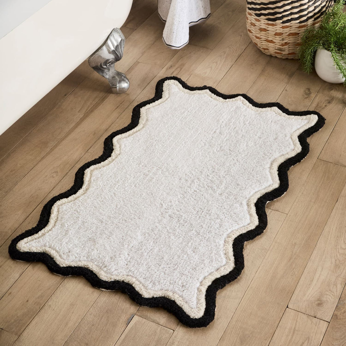 Scallop Absorbent Bath Mat 50 x 80cm