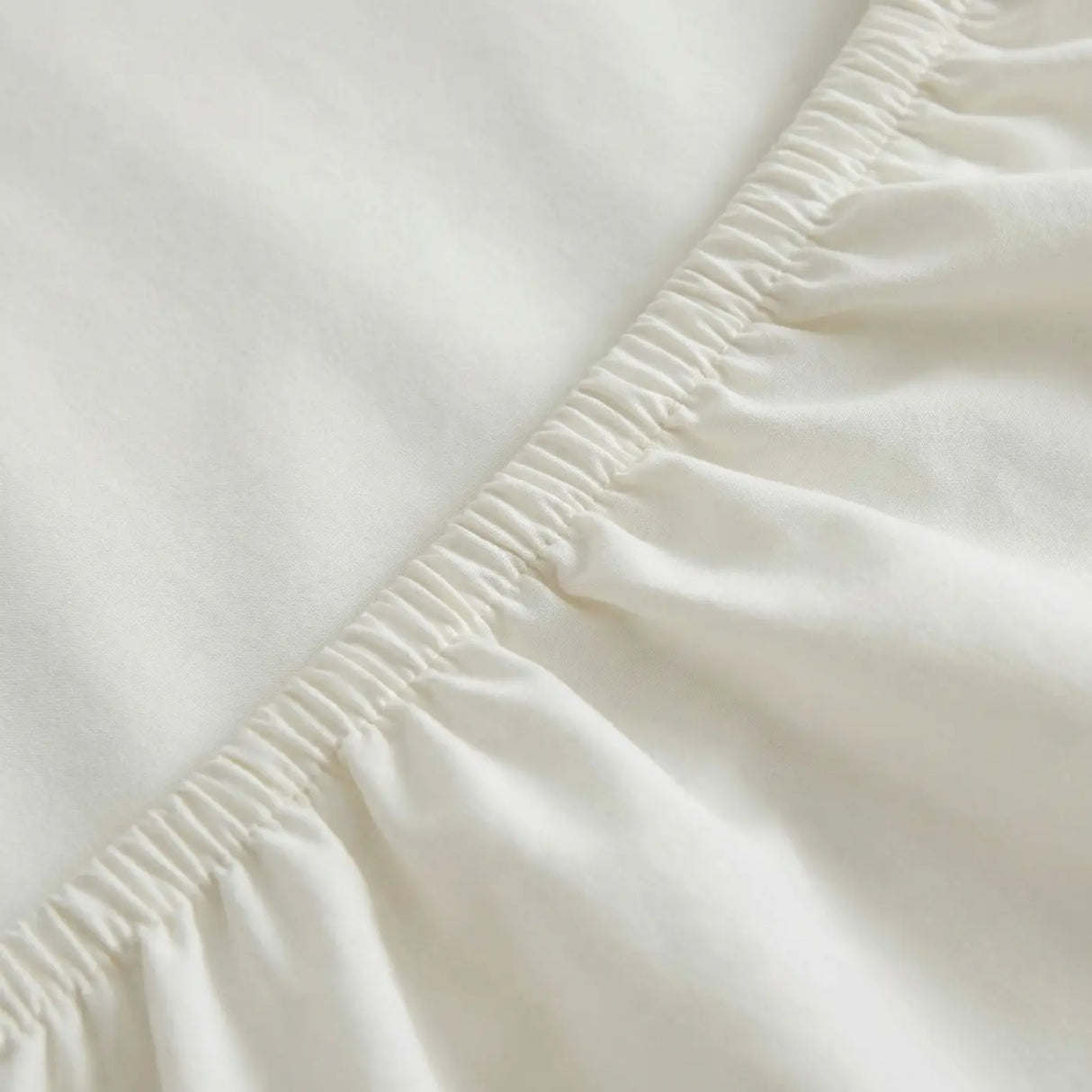 So Soft Microfibre Fitted Sheet 30cm Deep 8