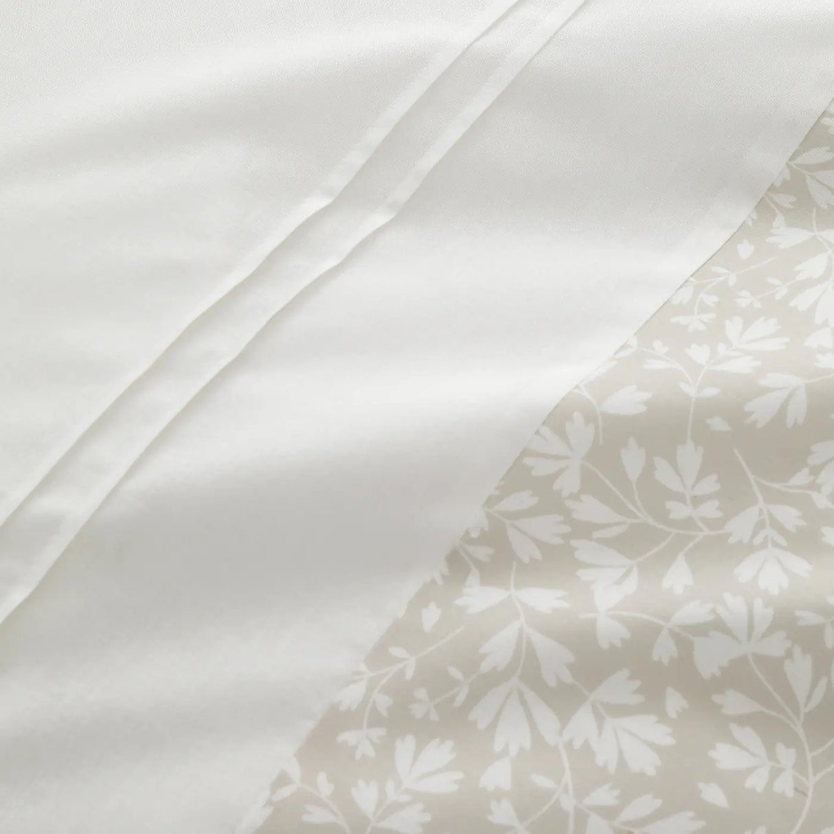 Tess Duvet Cover Set by D & D