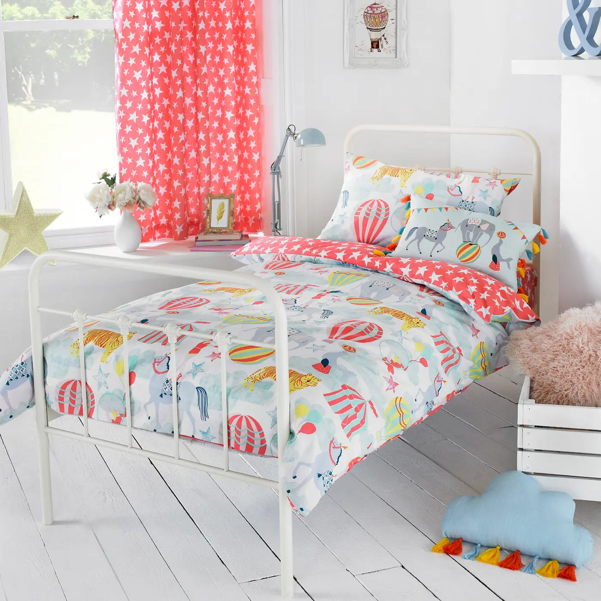 Vintage Circus Duvet Cover Set by little furn.