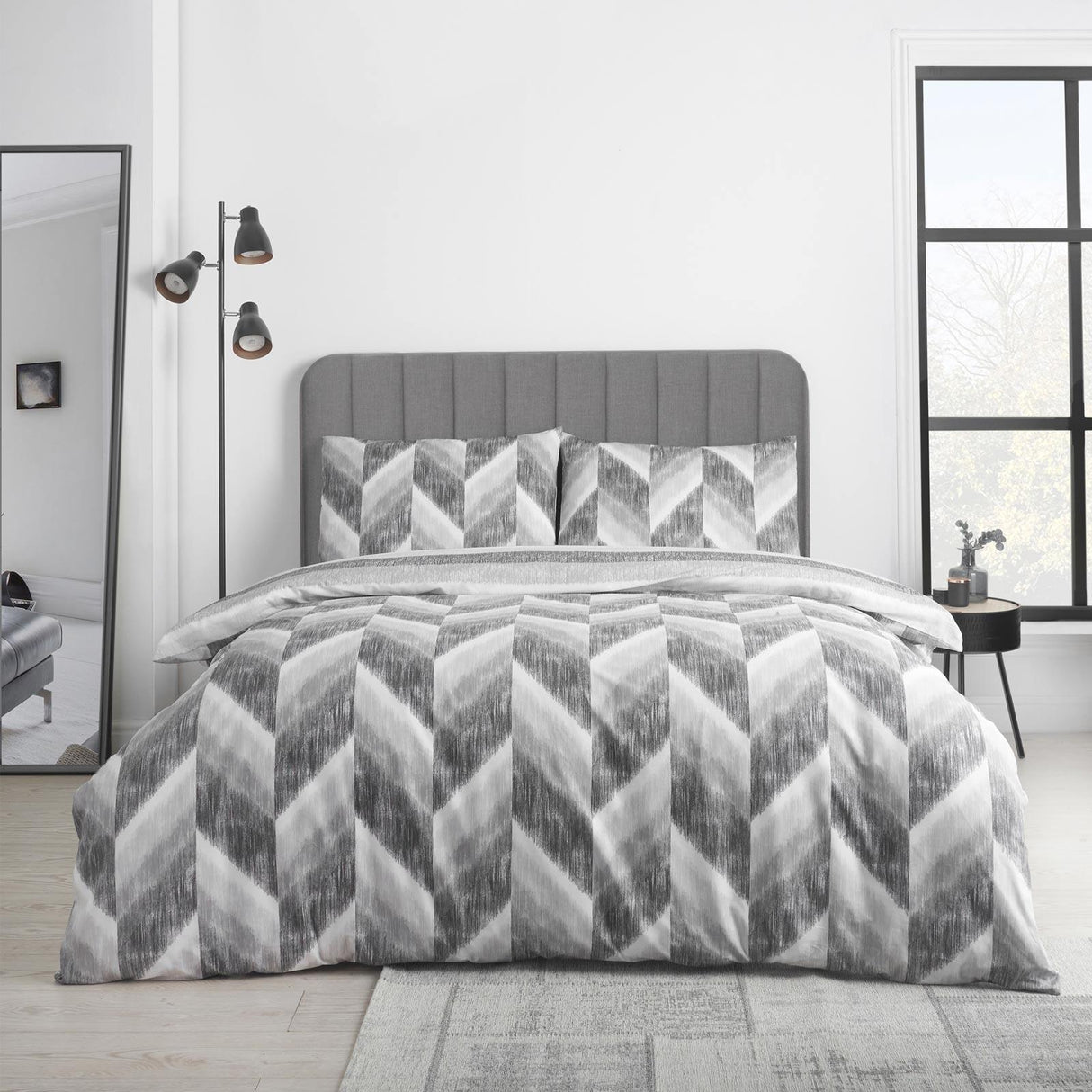 Kamari Stripe Duvet Cover Set