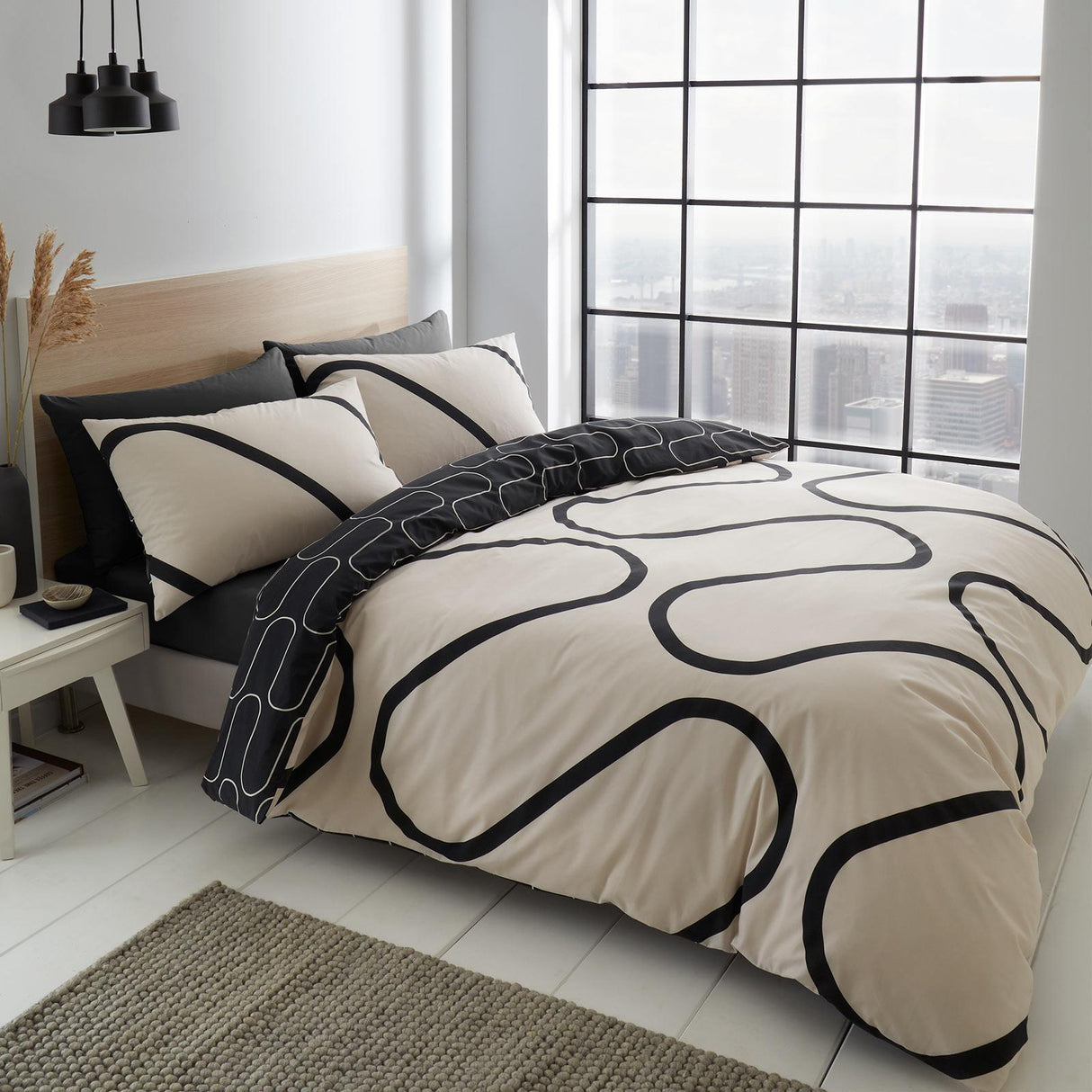 Linear Curve Duvet Cover Set by Catherine Lansfield