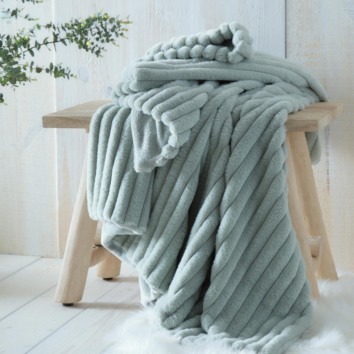 Morritz Faux Fur Throw Blanket 130cm x 180cm by Appletree Hygge