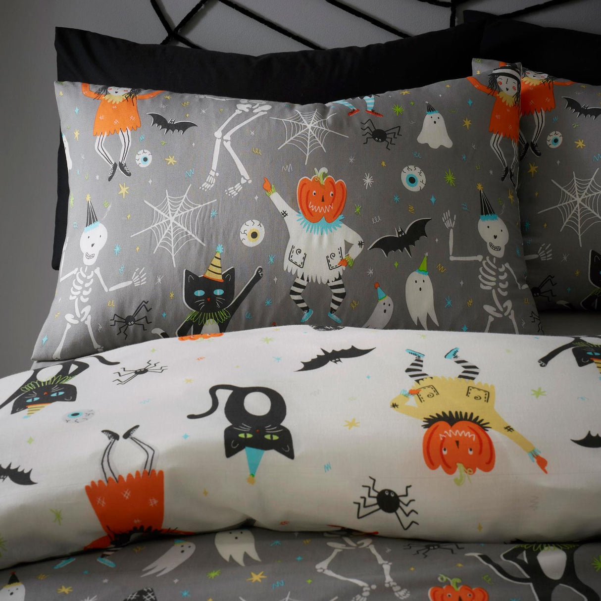 Halloween Party Duvet Cover Set by Bedlam