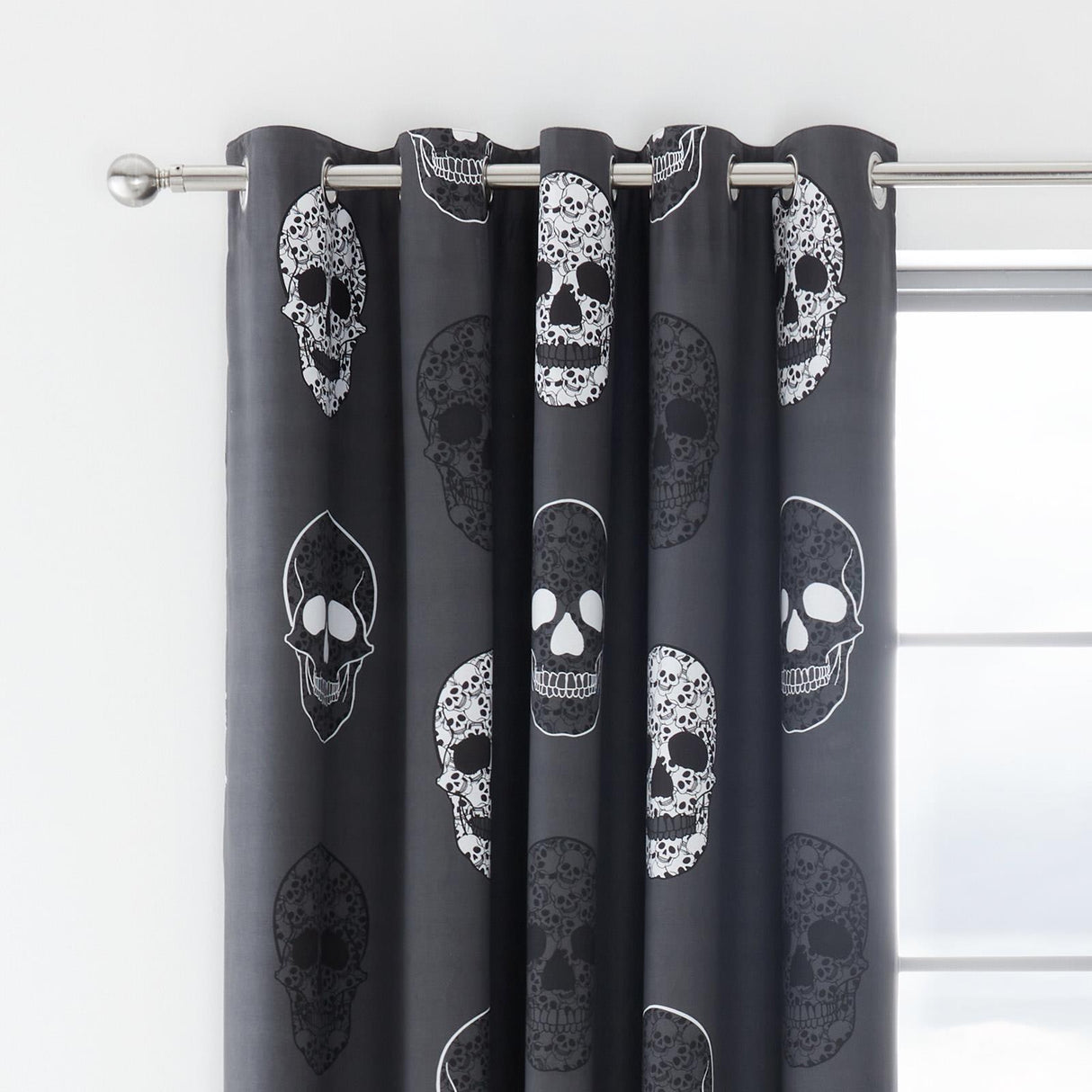 Skulls Eyelet Curtains by Catherine Lansfield