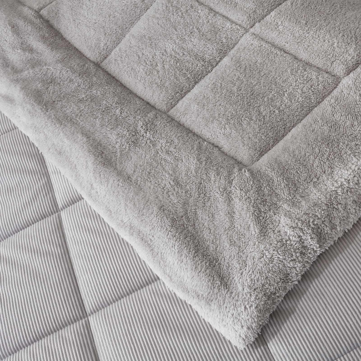 Catherine Lansfield Cosy Cord Coverless 6.5 Tog Double Duvet 200cm x 200cm 3