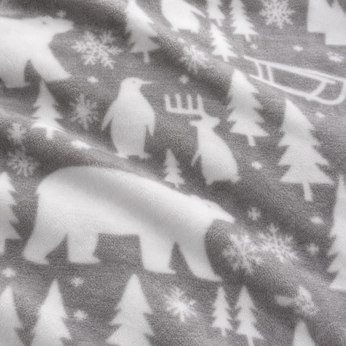 Macro close-up of the soft fleece fabric on the Arctic Animals Cosy Microfibre Duvet Cover Set