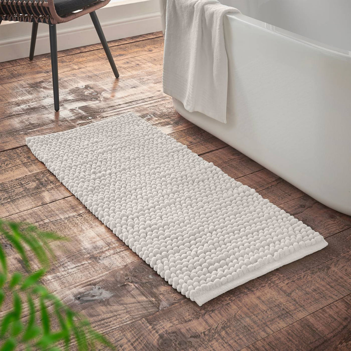 Bianca Aspen Bobble 50x80cm Bath Mat White