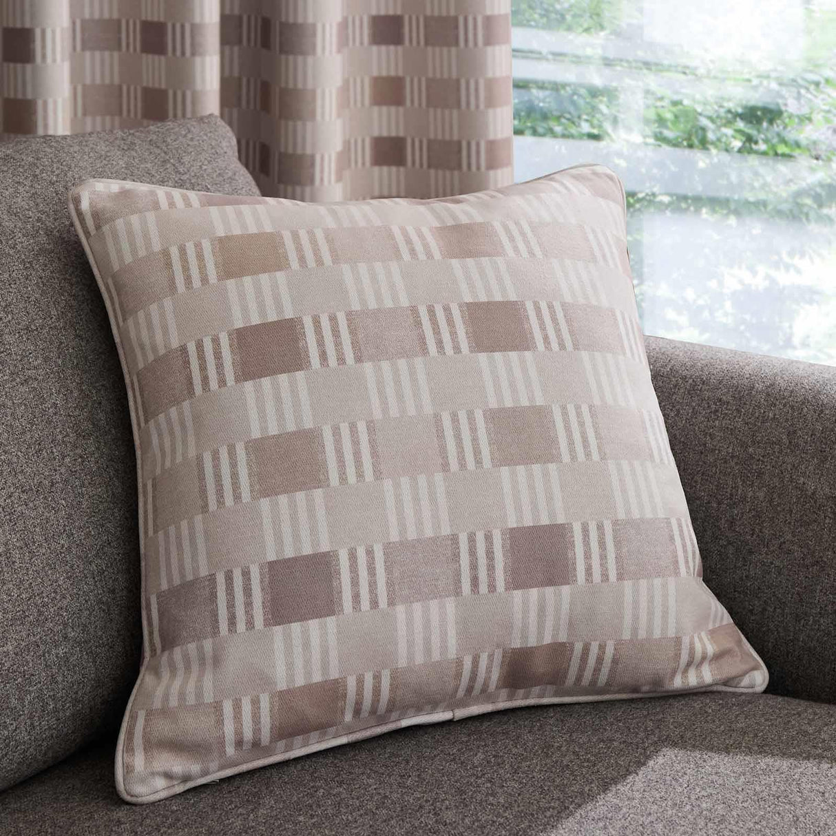 Catherine Lansfield Wilson Check Cushion Cover 45cm x 45cm 4