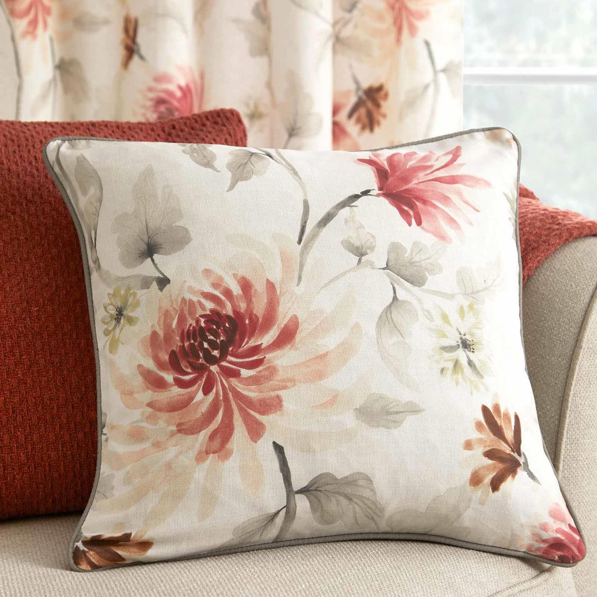 Dreams & Drapes Nadia Floral Cushion Cover
