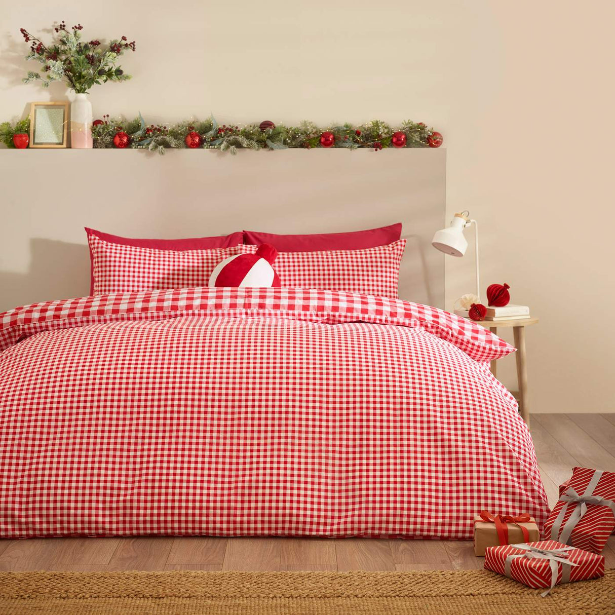 Catherine Lansfield Bamford Green Gingham Check Reversible Duvet Cover Set - Red