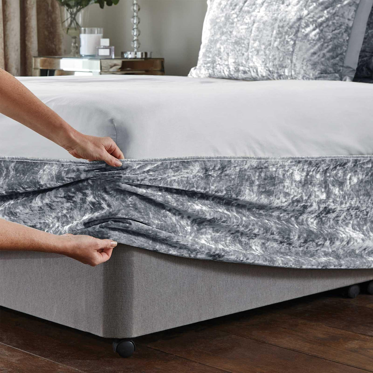 Crushed Velvet Divan Base Wrap by Catherine Lansfield