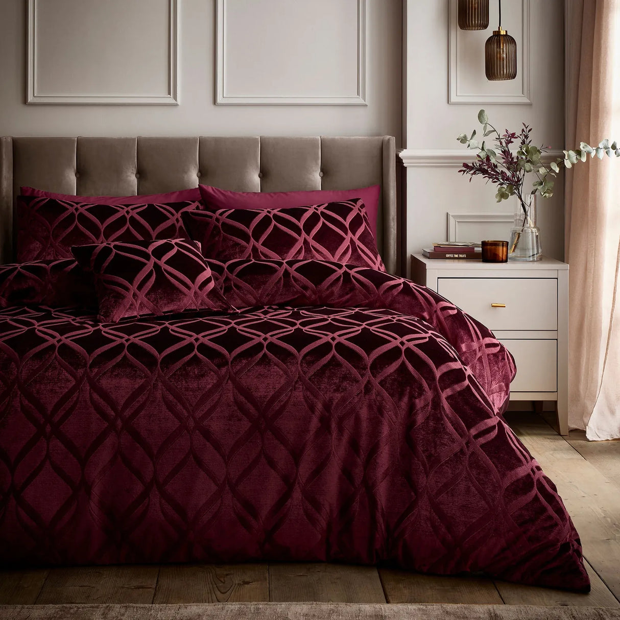 Belfort Berry Easy Care Duvet Cover Set - product image 4