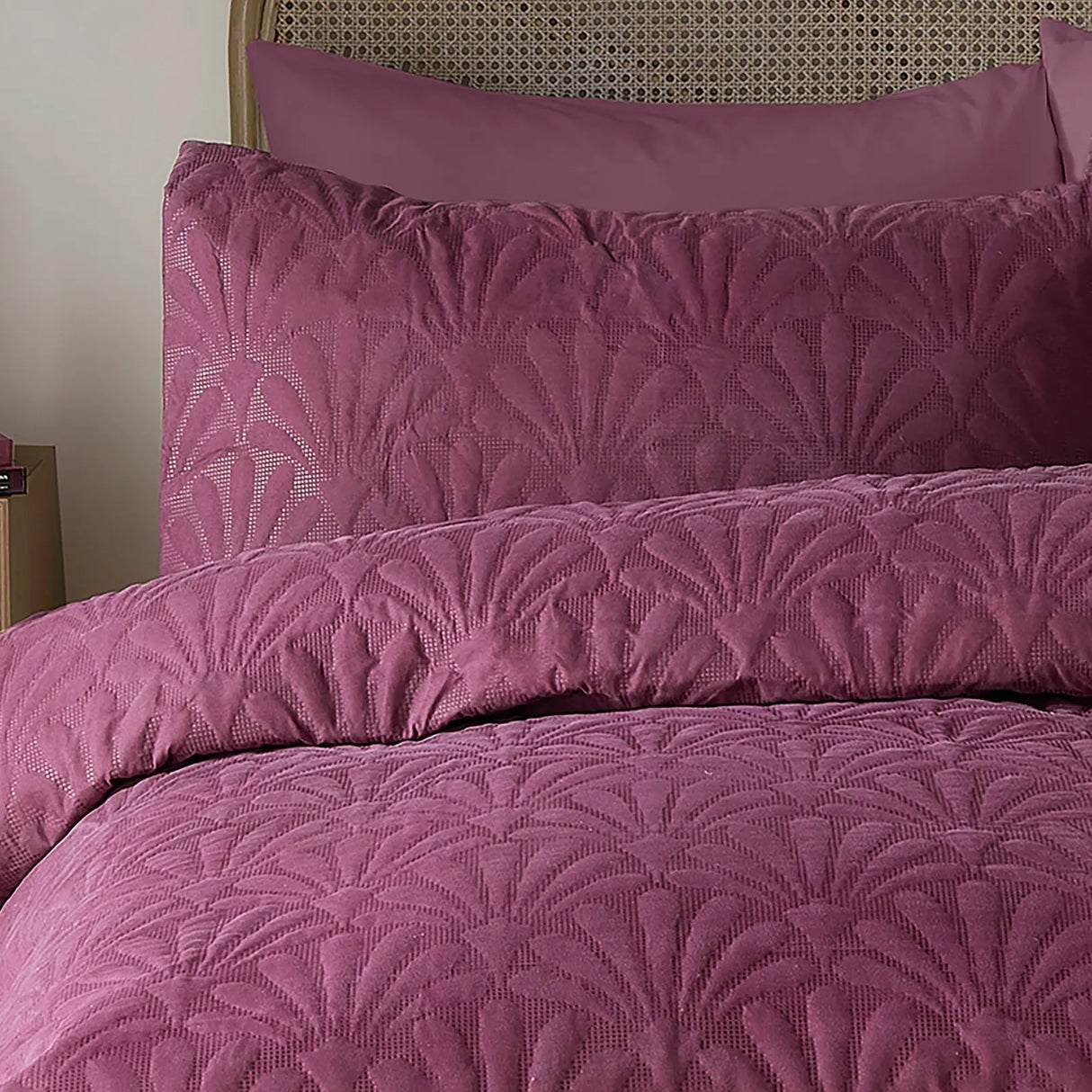 Cavali Berry Easy Care Duvet Cover Set - product image 2