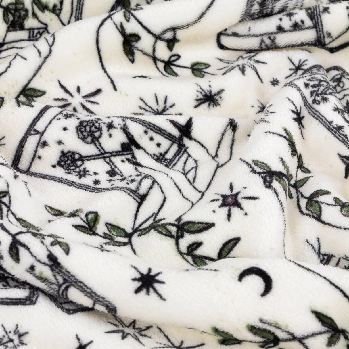 Celestial Stories Printed Sherpa Fleece Throw Green 130 x 180cm - image 5