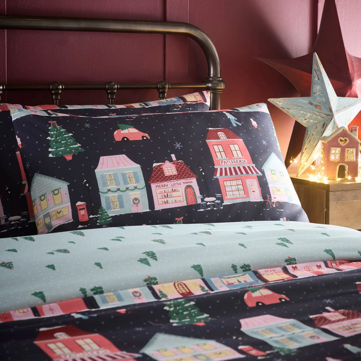 Christmas Houses Navy Polycotton Duvet Cover Set - product image 2
