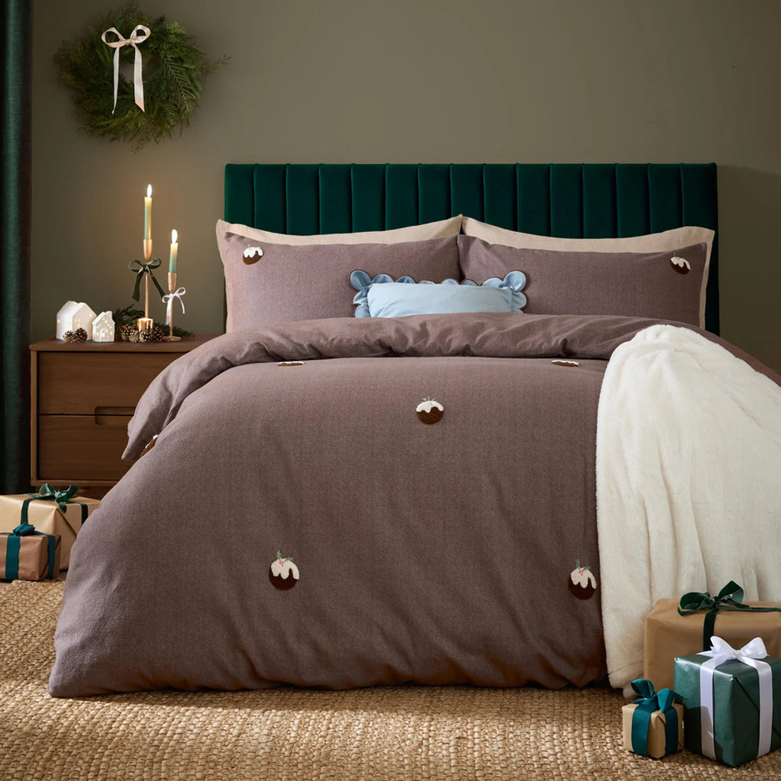 Christmas Puddings Tufted 100% Cotton Duvet Cover Set