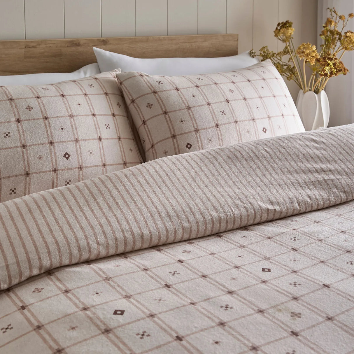 Cottage Check Natural 100% Cotton Duvet Cover Set - product image 2