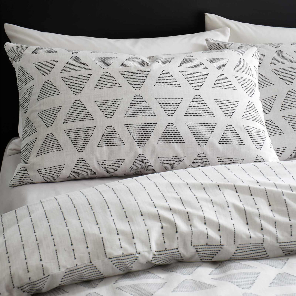 Tufted Print Duvet Cover Set