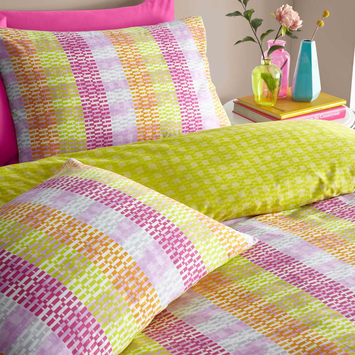 Neola Abstract Neon Striped Duvet Cover Set