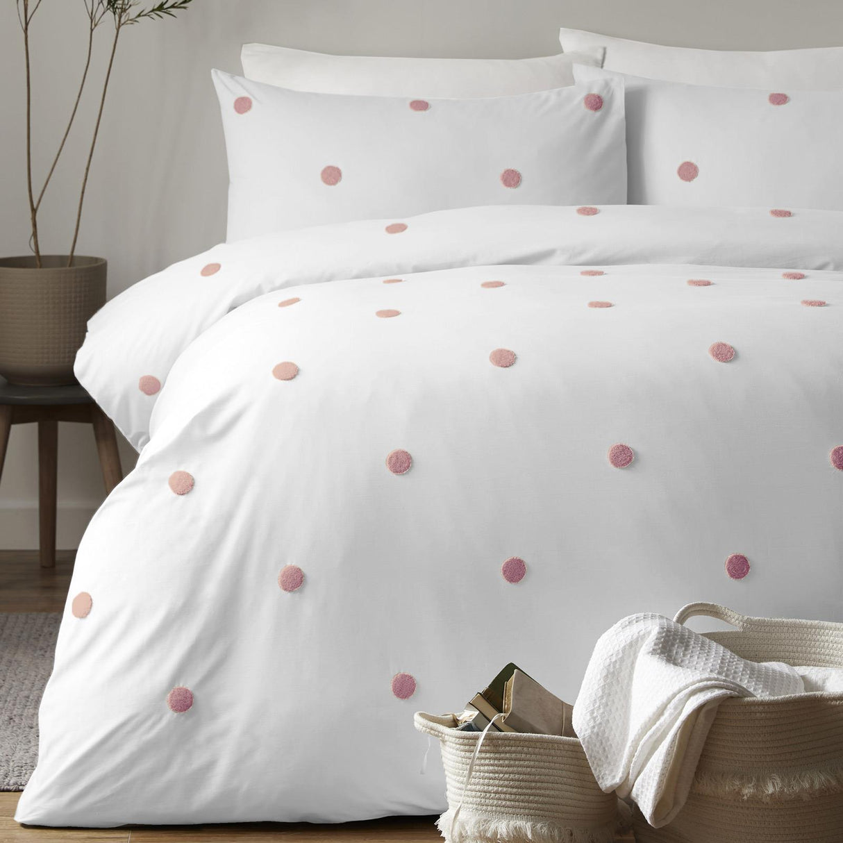 Dot Garden Duvet Cover Set by Appletree Boutique