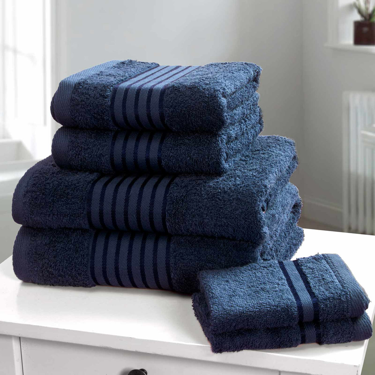 Windsor 500gsm Towel Bale Collection by Rapport Home