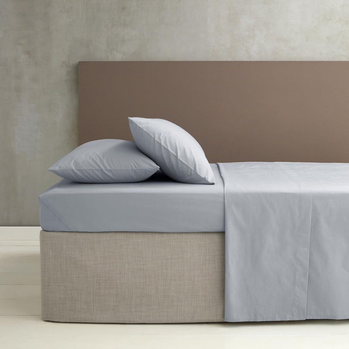 Catherine Lansfield Easy Iron 172 Thread Count Fitted Sheet 10