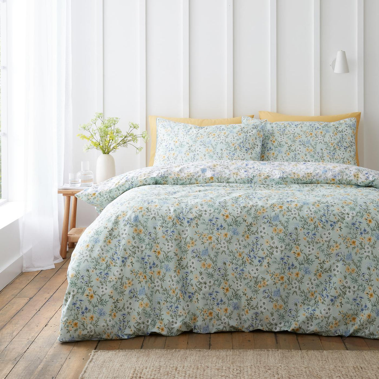 Bianca Ditsy Floral 200 Thread Count Cotton Reversible Duvet Cover Set with Pillowcase Green