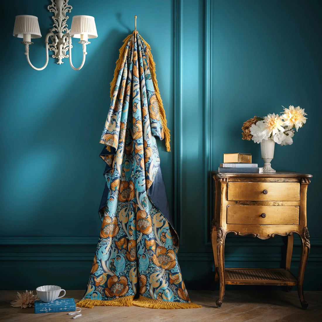 Down the Dilly Ochre Throw Blanket 130 x 180cm