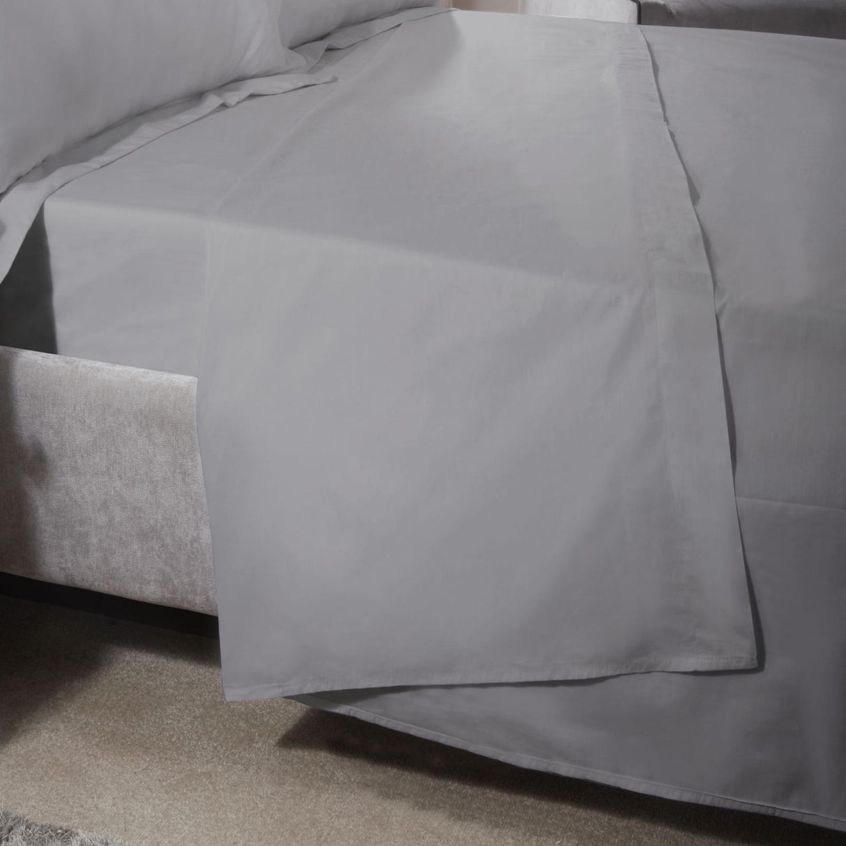 Egyptian Cotton 200 Thread Count Flat Sheet by Emma Barclay