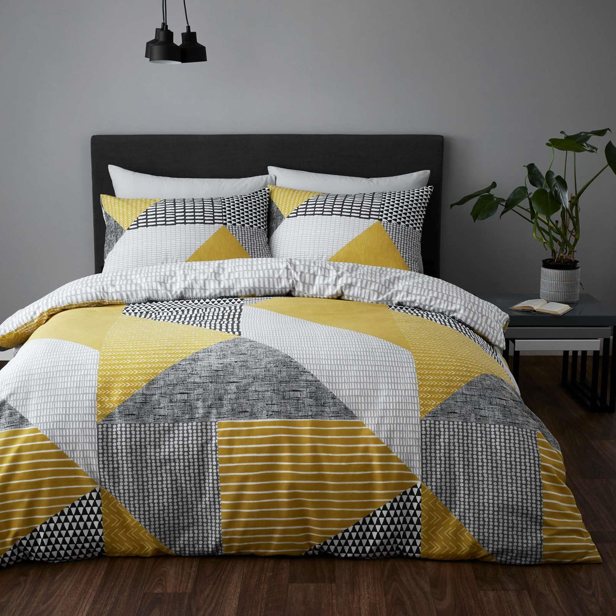 Catherine Lansfield Larsson Geo Duvet Cover Set - Ochre