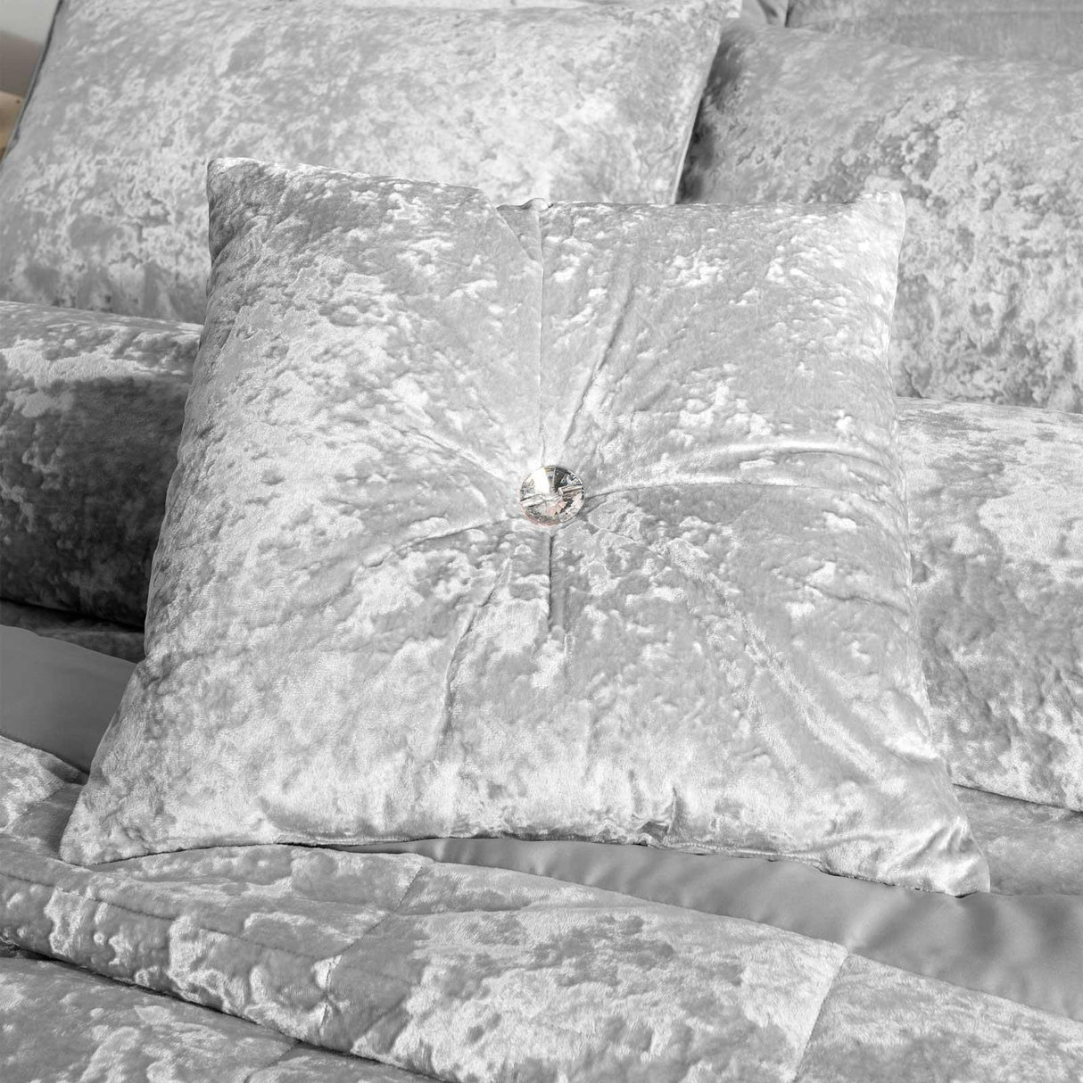 Catherine Lansfield Diamante Filled Cushion 45cm x 45cm 9