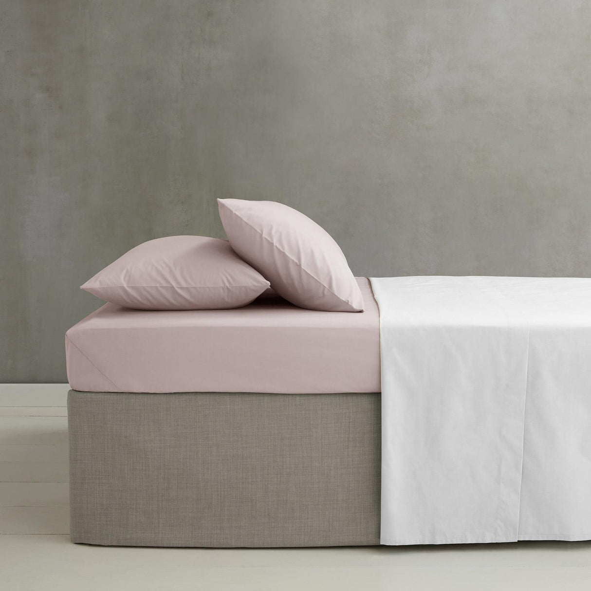 Catherine Lansfield Easy Iron 172 Thread Count Fitted Sheet 20