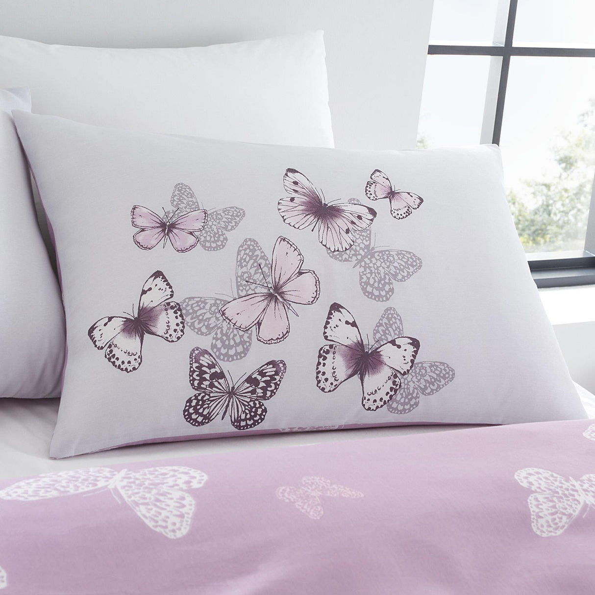 Scatter Butterfly Duvet Cover Set by Catherine Lansfield