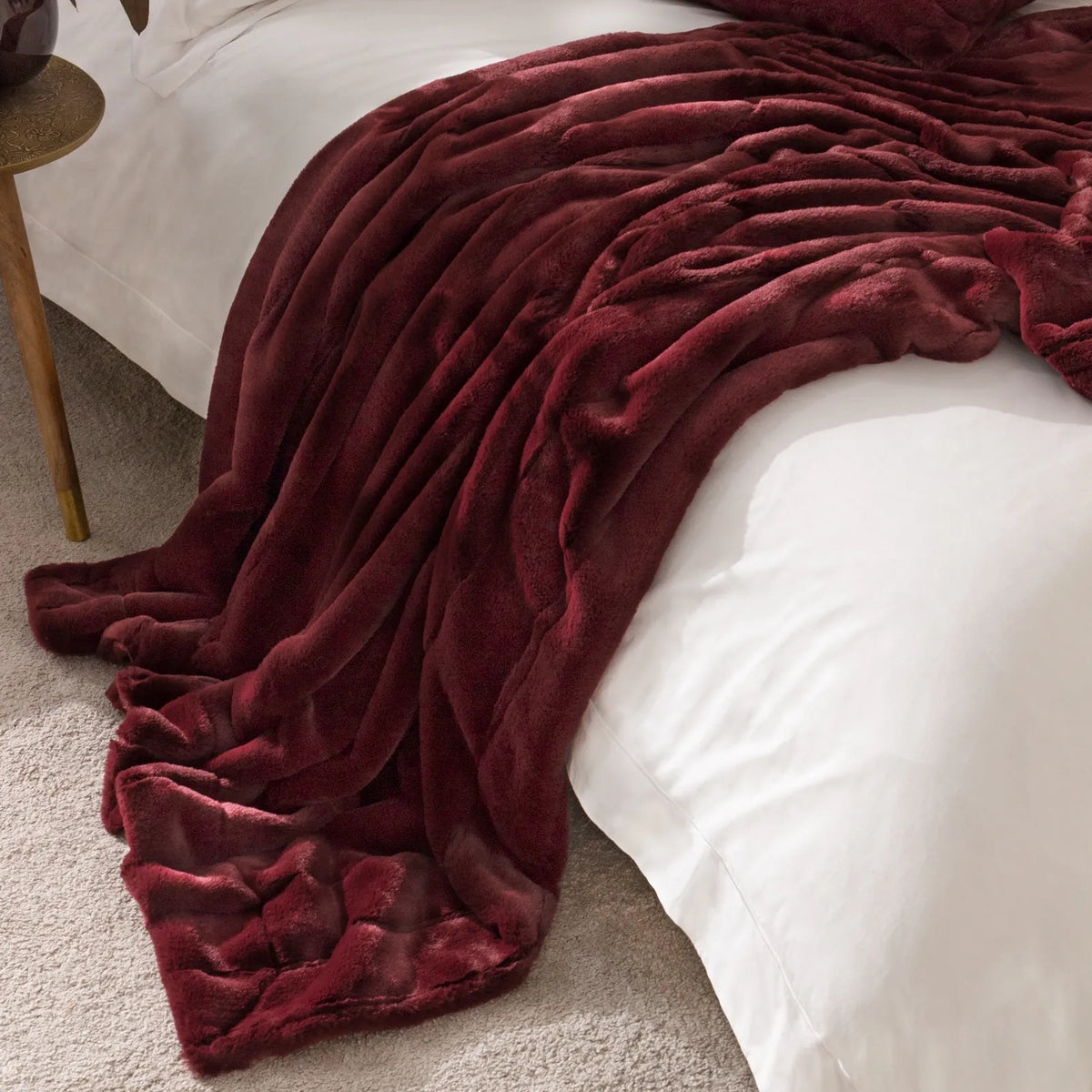 Empress Faux Fur Reversible Ruby Velvet Throw Blanket 130cm x 180cm / 140cm x 200cm - additional product view 1