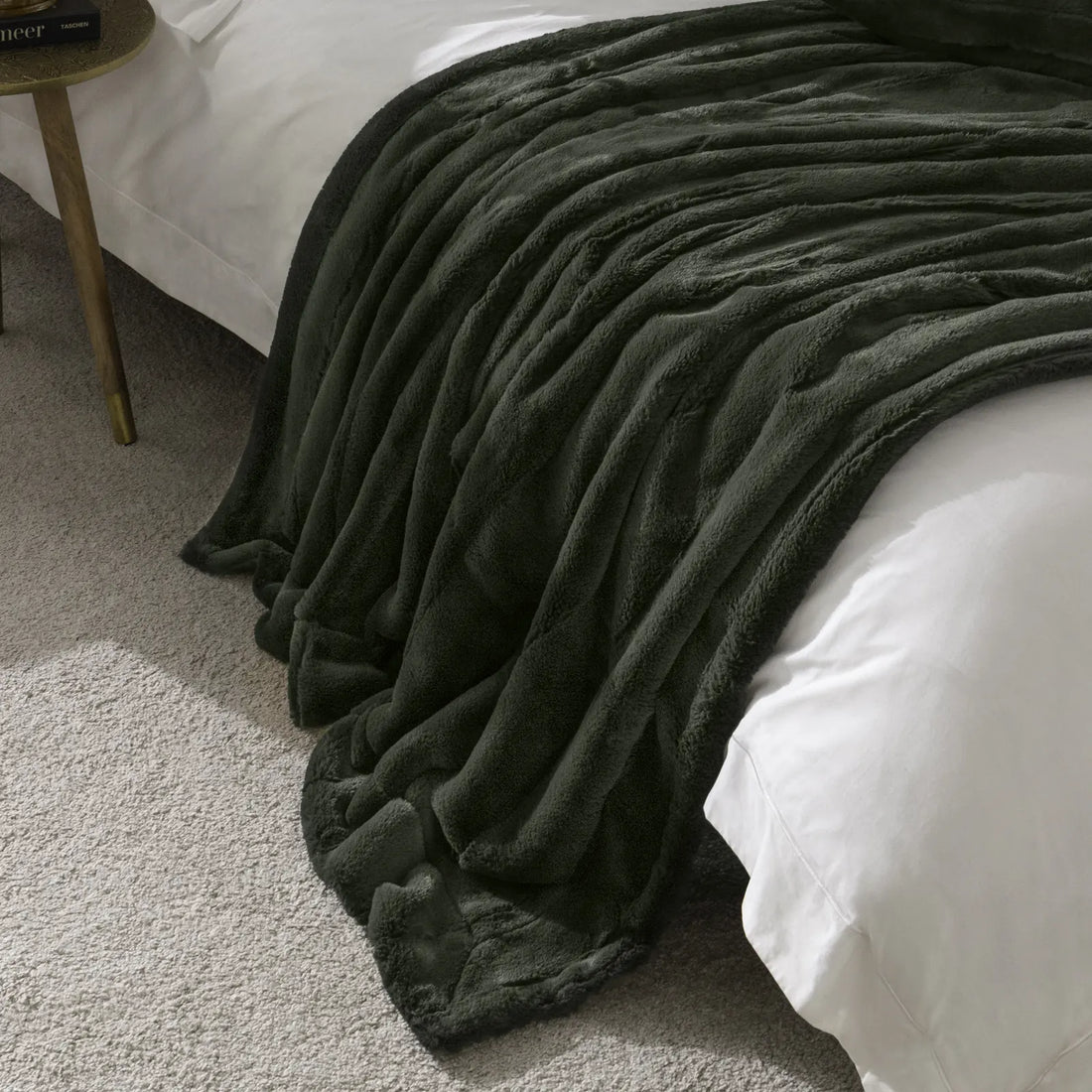 Empress Faux Fur Throw Pine