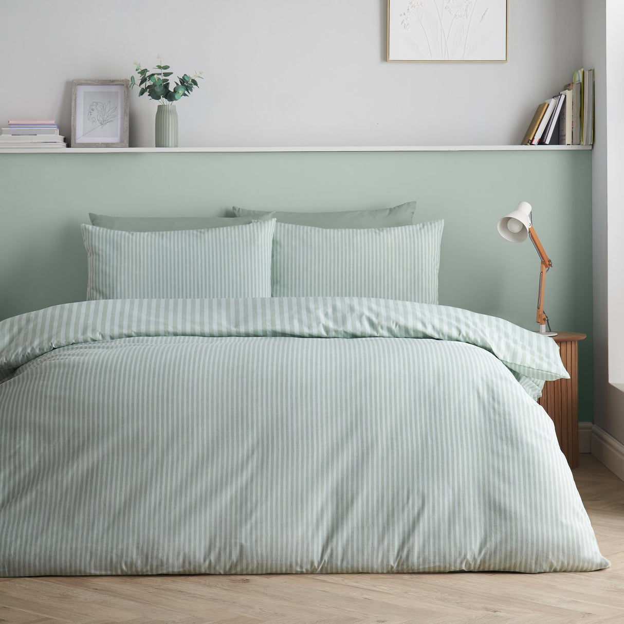 Catherine Lansfield Epping Textured Stripe Reversible Duvet Cover Set with Pillowcase Green