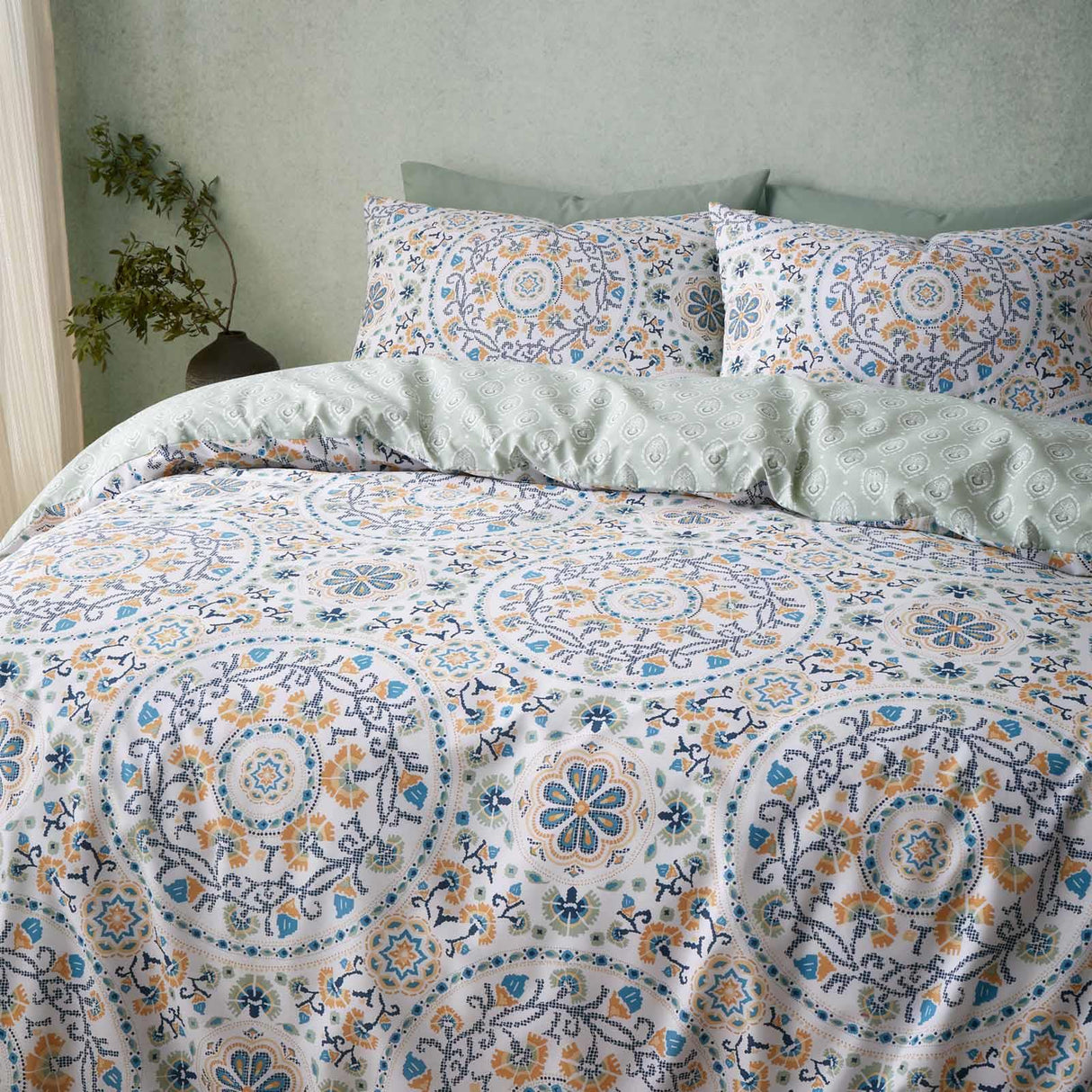 Safiya Mandala Duvet Cover Set