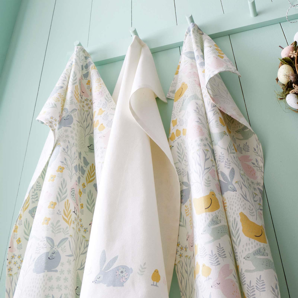 Cottage Friends Kitchen Textile Collection by Catherine Lansfield