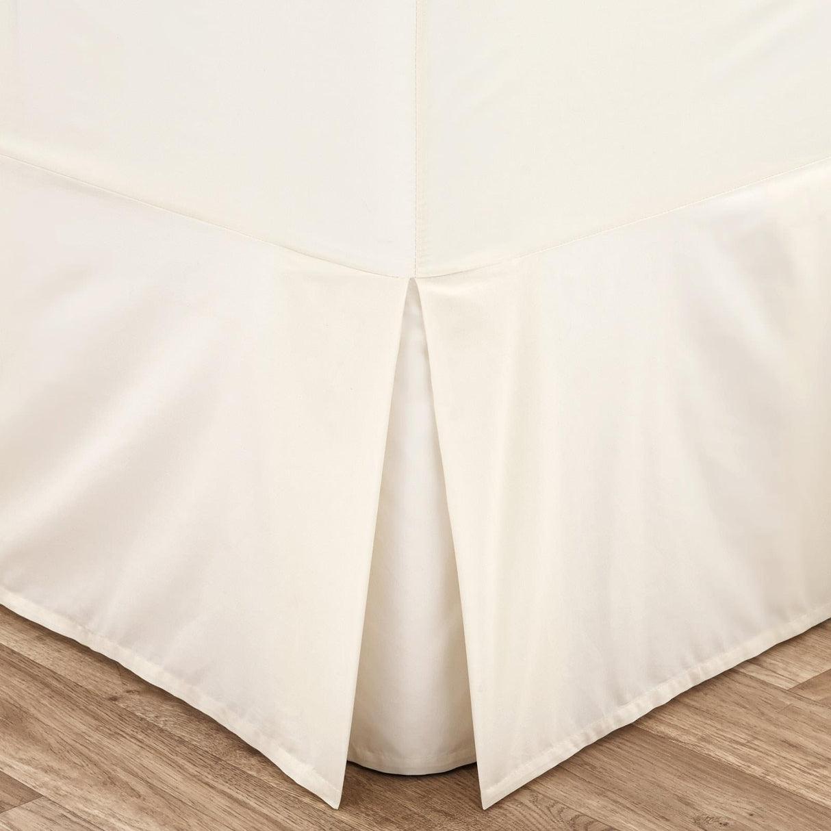 Easy-Iron Percale Pleated Fitted Valance Sheet by Catherine Lansfield