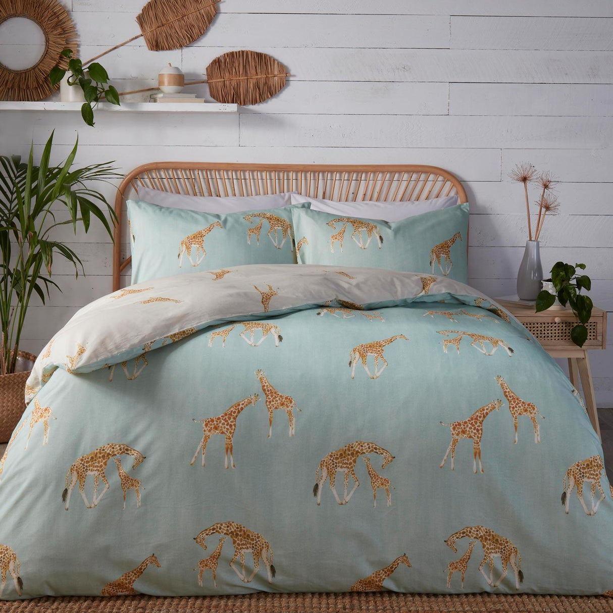 Milo Giraffe Duvet Cover Set by Fusion