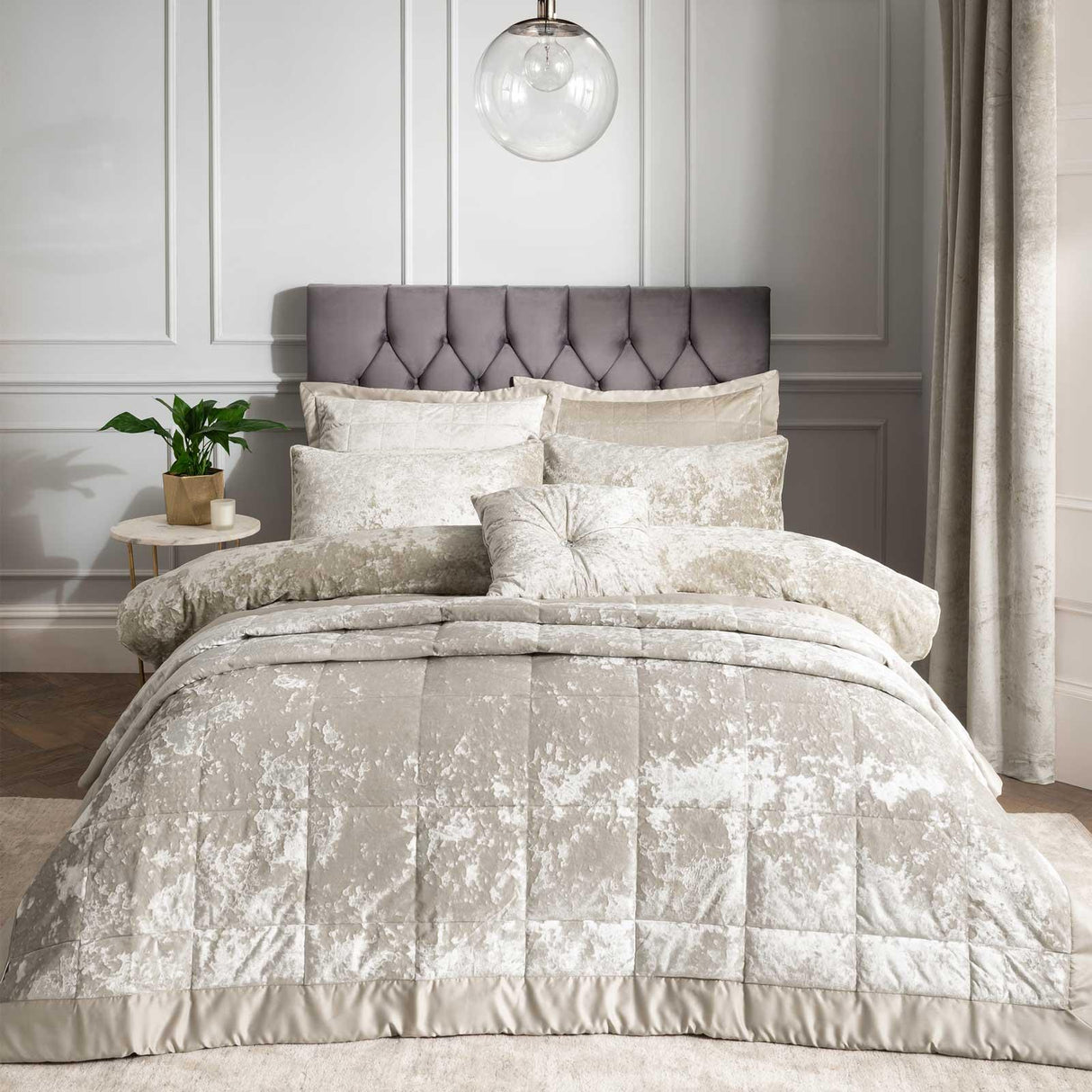 Catherine Lansfield Diamante Filled Cushion 45cm x 45cm 7