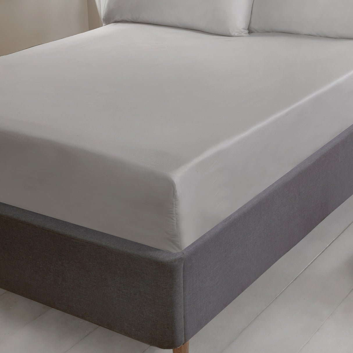 So Soft Microfibre Fitted Sheet 30cm Deep by Rapport Home