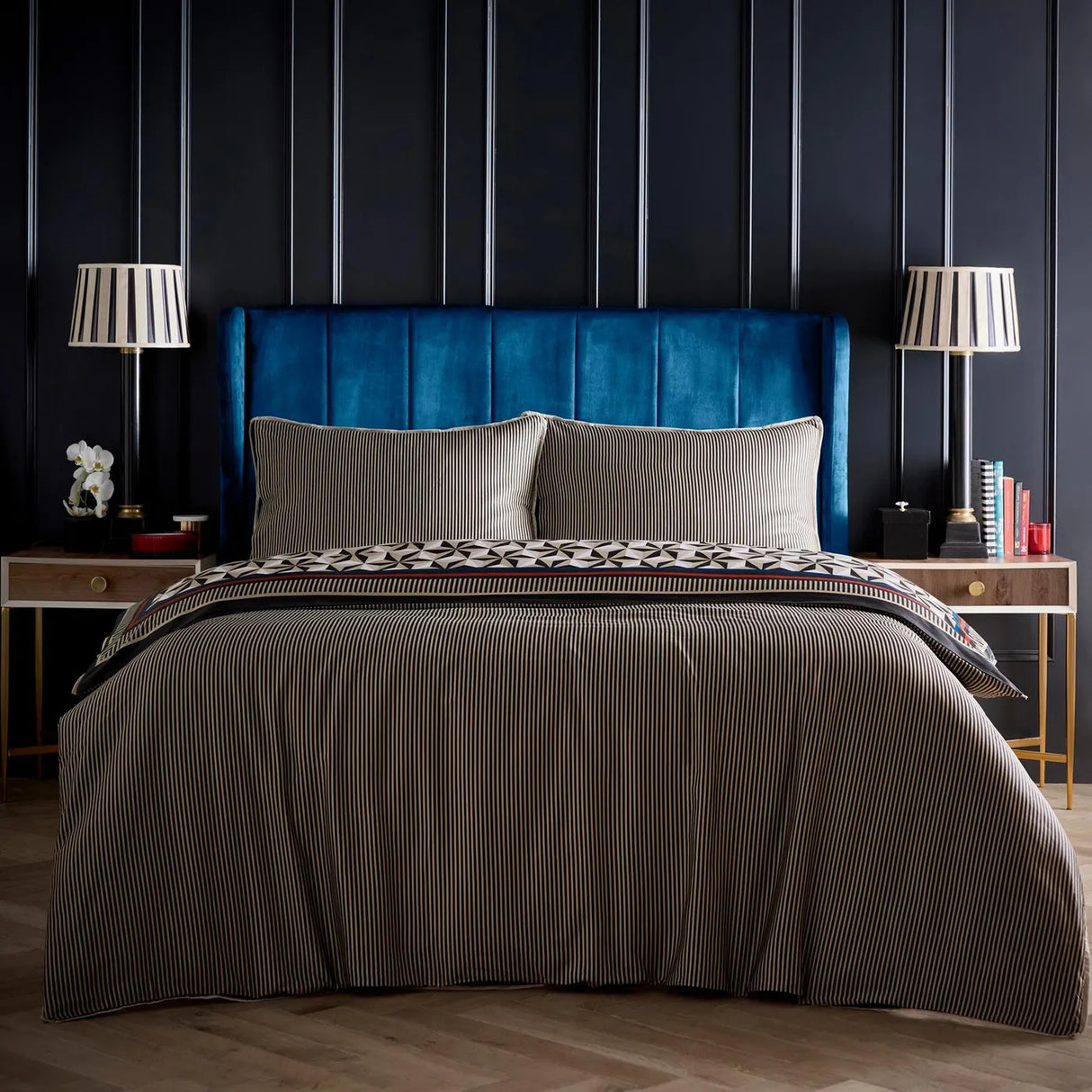 Laurence Llewelyn-Bowen Hero Black 100% Cotton 200 Thread Count Duvet Cover Set 2