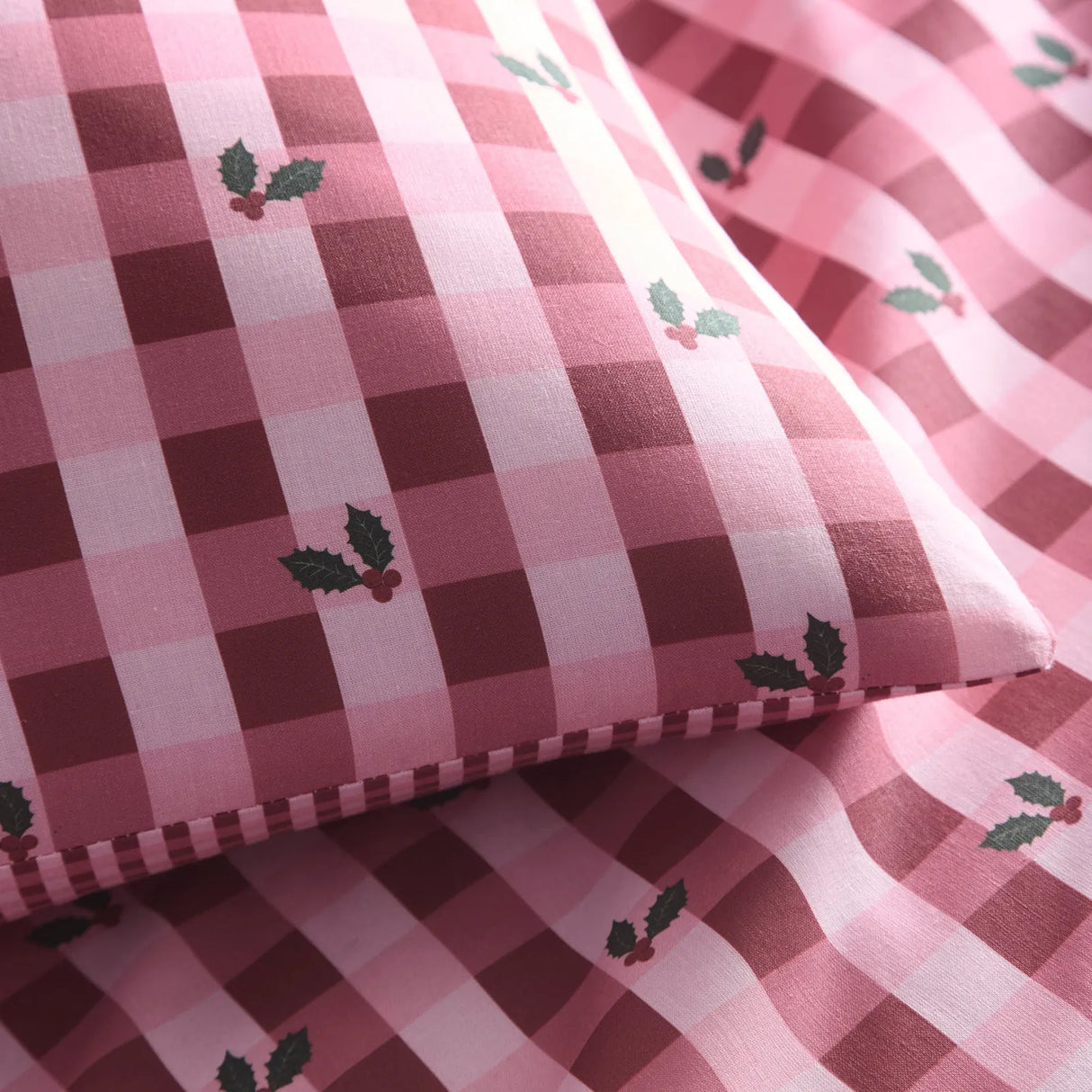 Holly Gingham Red Polycotton Duvet Cover Set - product image 3