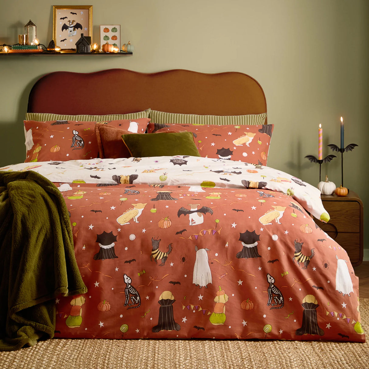 Howl-O-Ween Reversible Duvet Cover Set image 2