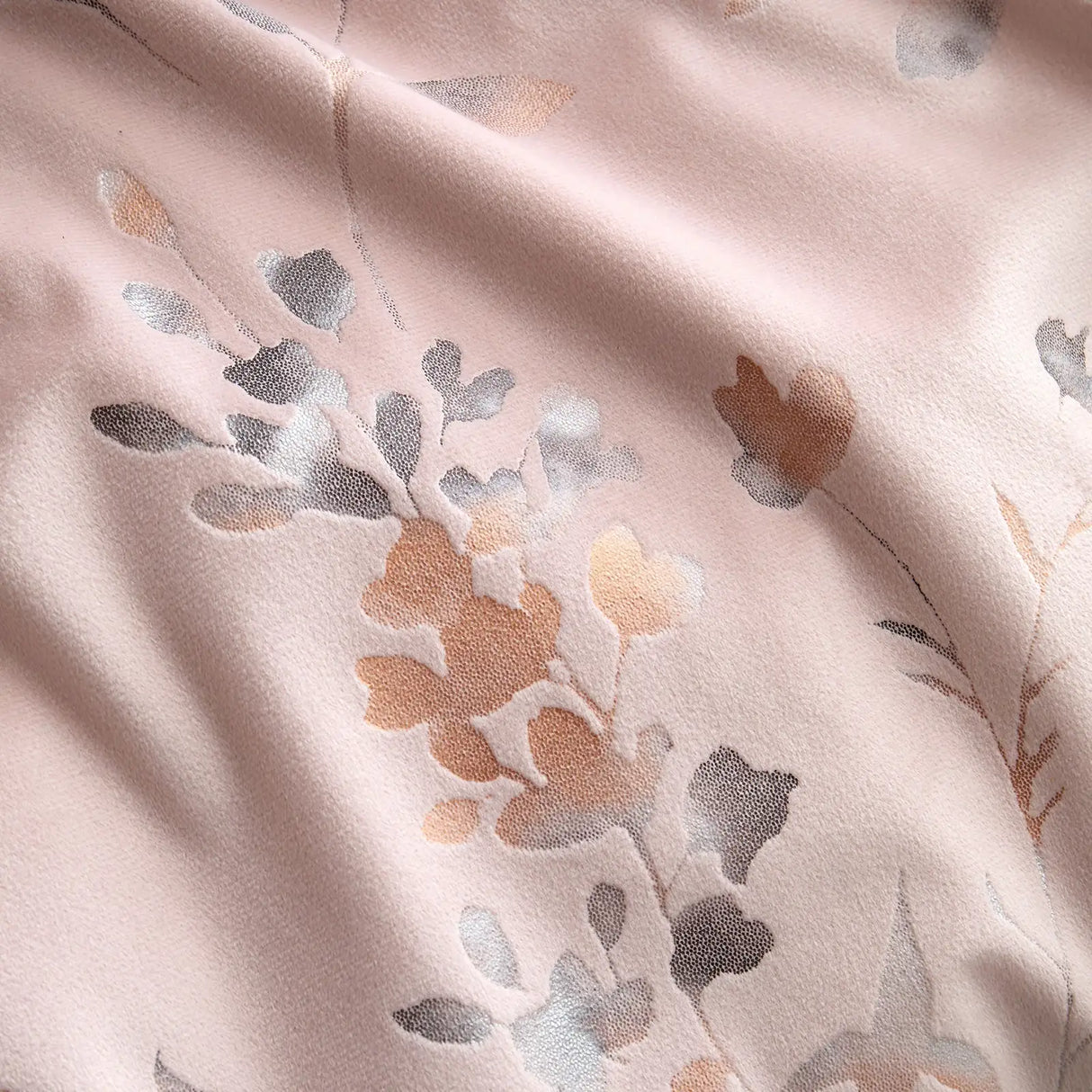 Metallic Leaf Pink Easy Care Duvet Cover Set - product image 3